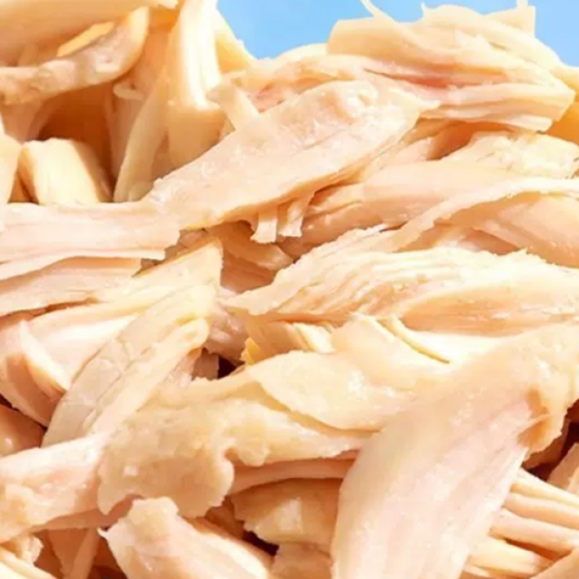 Steamed chicken breast meat